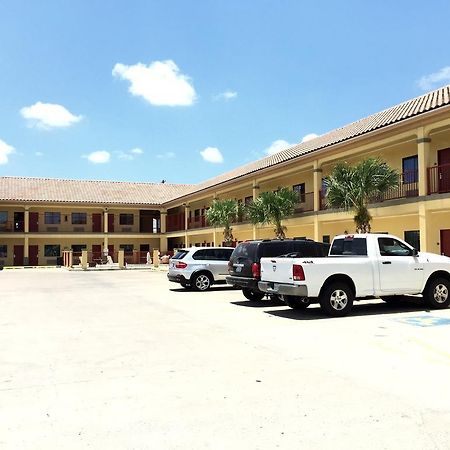 Boca Chica Inn And Suites Brownsville Exterior foto