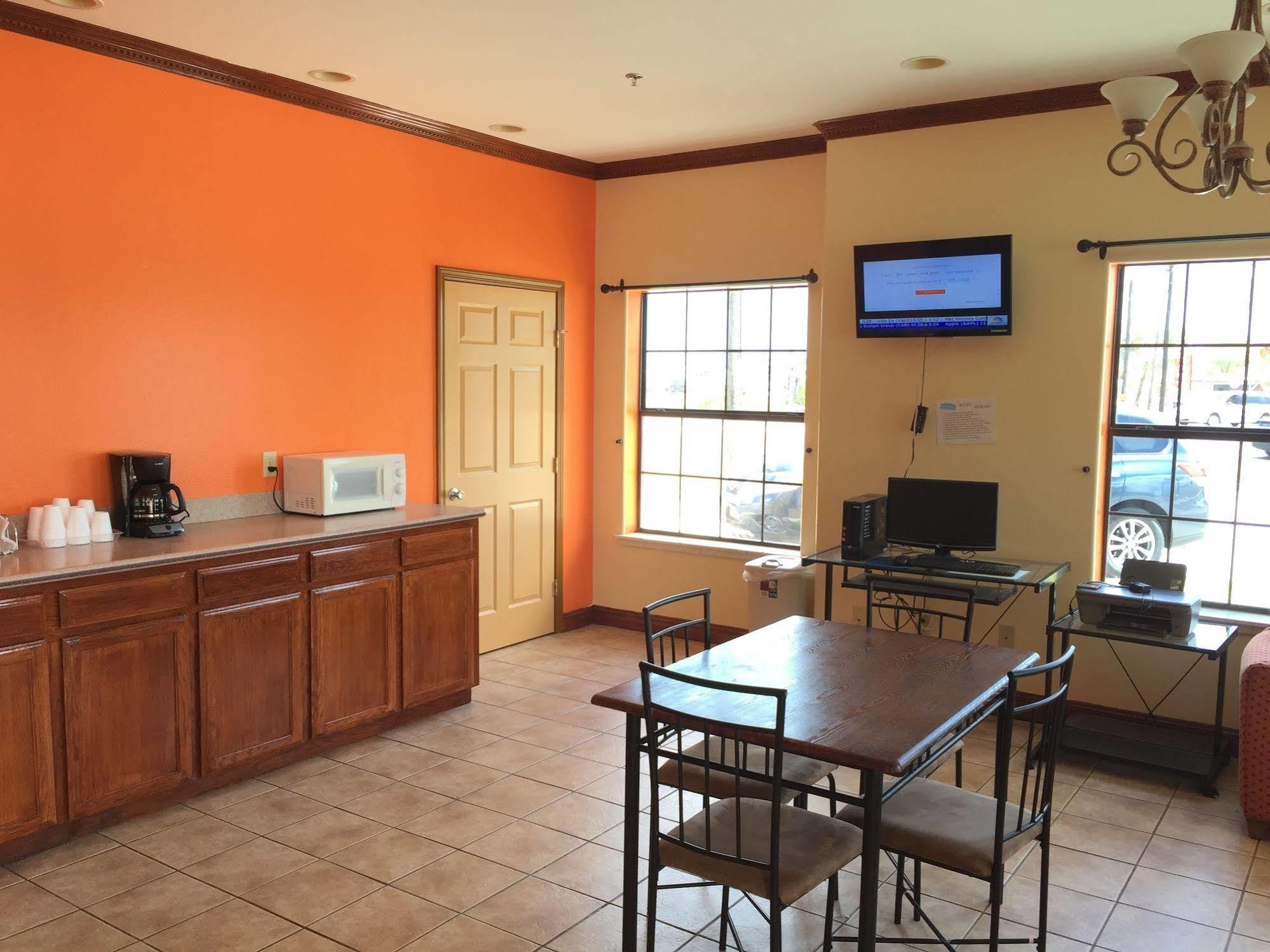 Boca Chica Inn And Suites Brownsville Exterior foto